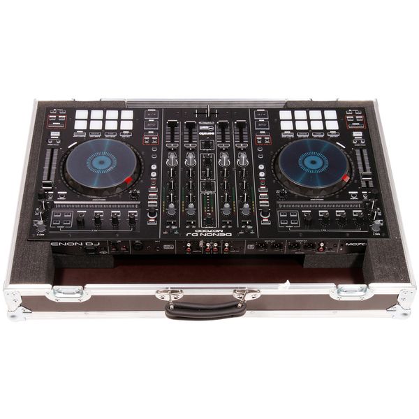 Denon DJ MC7000 Case Bundle